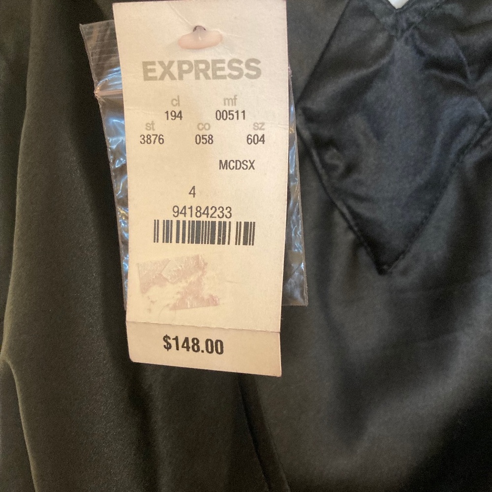 express backless beaded silk long dress - Picture 4 of 11